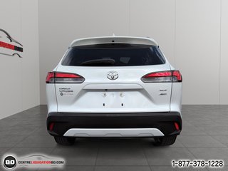 Toyota COROLLA CROSS XLE AWD 2023 à Granby, Québec - 6 - w320h240px