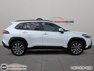 Toyota COROLLA CROSS XLE AWD 2023 à Granby, Québec - 4 - w320h240px