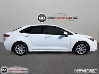 2021 Toyota Corolla in Granby, Quebec - 4 - w320h240px
