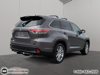 2016  Highlander XLE AWD CUIR TOIT OUVRANT in Granby, Quebec - 5 - w320h240px