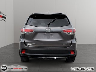 2016 Toyota Highlander in Granby, Quebec - 6 - w320h240px