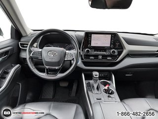 2020 Toyota Highlander in Granby, Quebec - 11 - w320h240px