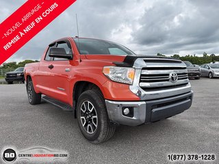 Toyota Tundra SR5 Plus 2017 à Granby, Québec - 4 - w320h240px