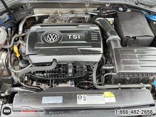 2016 Volkswagen Golf Sportwagon in Granby, Quebec - 11 - w320h240px