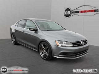 Jetta Sedan Wolfsburg Edition TSI 2017 à Granby, Québec - 3 - w320h240px