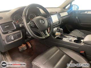 2011 Volkswagen Touareg in Granby, Quebec - 16 - w320h240px