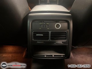 2011 Volkswagen Touareg in Granby, Quebec - 18 - w320h240px