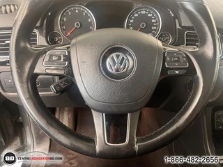 Volkswagen Touareg  2011 à Granby, Québec - 7 - w320h240px