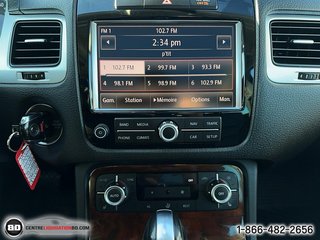 2013 Volkswagen Touareg in Granby, Quebec - 16 - w320h240px