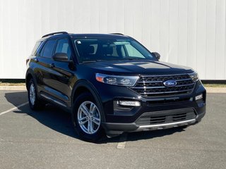 2021 Ford Explorer XLT | Cam | USB | Keyless | Warranty to 2026
