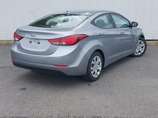2016 Hyundai Elantra in Antigonish, Nova Scotia - 3 - w320h240px