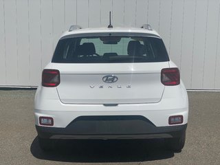 Hyundai Venue Preferred | Cam | USB | HtdSeat | Warranty to 2028 2023 à Saint John, Nouveau-Brunswick - 6 - w320h240px