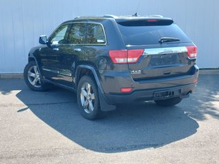 2011 Jeep Grand Cherokee Laredo | Leather | Roof | Keyless | Bluetooth in Saint John, New Brunswick - 5 - w320h240px