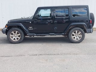 2013 Jeep Wrangler Unlimited Sahara | Hard Top | USB | A/C | Pwr Windows in Saint John, New Brunswick - 6 - w320h240px