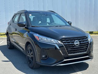 2022 Nissan Kicks SR | Cam | USB | Keyless | Warranty to 2027