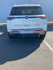 2024 Nissan Pathfinder PLATINUM | Leather | MoonRoof | Warranty to 2028 in Saint John, New Brunswick - 6 - w320h240px