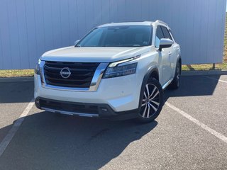 2024 Nissan Pathfinder PLATINUM | Leather | MoonRoof | Warranty to 2028 in Saint John, New Brunswick - 3 - w320h240px