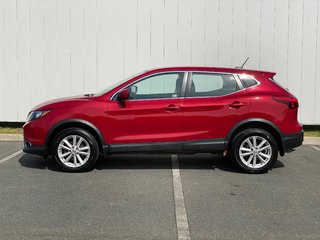 2017 Nissan Qashqai SV | SunRoof | Cam | USB | HtdSeats | Bluetooth in Saint John, New Brunswick - 4 - w320h240px