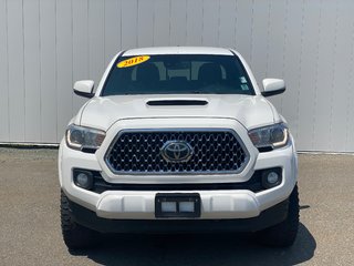 2018 Toyota Tacoma in Antigonish, Nova Scotia - 2 - w320h240px