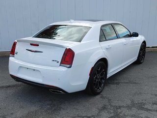 Chrysler 300 S | Leather | Roof | Cam | Warranty to 2028 2023 à Saint John, Nouveau-Brunswick - 3 - w320h240px