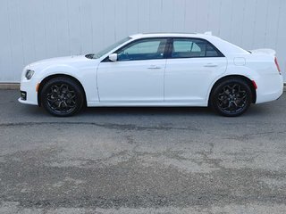 Chrysler 300 S | Leather | Roof | Cam | Warranty to 2028 2023 à Saint John, Nouveau-Brunswick - 6 - w320h240px