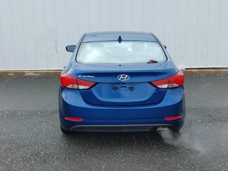 2015 Hyundai Elantra GLS | SunRoof | Cam | USB | HtdSeats | Bluetooth in Saint John, New Brunswick - 4 - w320h240px