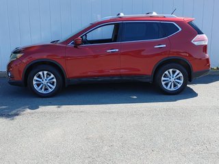 2016 Nissan Rogue SV | Cam | USB | Heated Seats in Saint John, New Brunswick - 6 - w320h240px