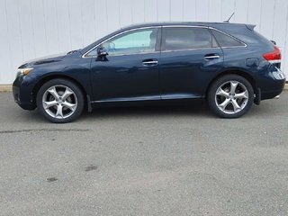 2013  Venza Limited | Leather | PanoRoof | Cam | USB | XM in Saint John, New Brunswick - 6 - w320h240px