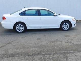 2013 Volkswagen Passat in Antigonish, Nova Scotia - 2 - w320h240px