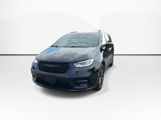 2022 Chrysler Pacifica in Antigonish, Nova Scotia - 4 - w320h240px