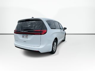 2024 Chrysler Pacifica in Antigonish, Nova Scotia - 2 - w320h240px