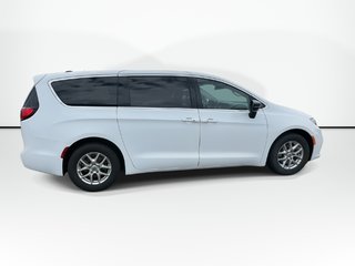 2024 Chrysler Pacifica in Antigonish, Nova Scotia - 3 - w320h240px
