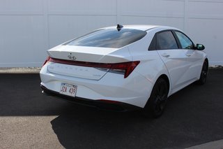 2022 Hyundai Elantra Hybrid Preferred | HtdSeats | Cam | Warranty to 2029 in Saint John, New Brunswick - 5 - w320h240px