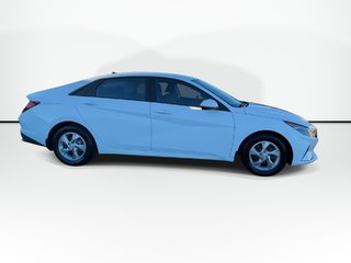 2022 Hyundai Elantra Essential | Cam | HtdSeats | Warranty to 2027 in Saint John, New Brunswick - 2 - w320h240px