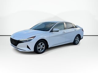 2023 Hyundai Elantra Essential | HtdSeats| Cam | Warranty to 2028 in Saint John, New Brunswick - 4 - w320h240px