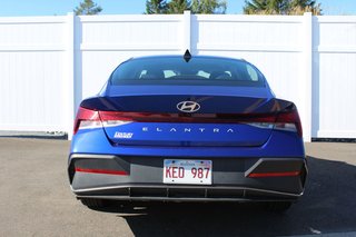 2024 Hyundai Elantra Preferred-Tech | SunRoof | Cam | Warranty to 2029 in Saint John, New Brunswick - 6 - w320h240px