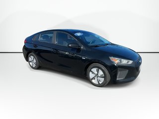 Hyundai Ioniq Hybrid SE | Roof | Cam | HtdSeat | Bluetooth | USB | AC 2017 à Saint John, Nouveau-Brunswick - 2 - w320h240px
