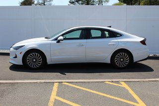 2022 Hyundai Sonata Hybrid in Antigonish, Nova Scotia - 4 - w320h240px
