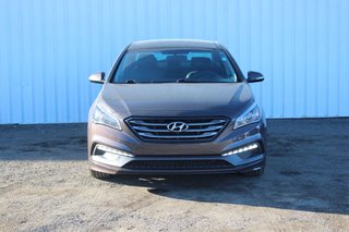 2016 Hyundai Sonata in Antigonish, Nova Scotia - 2 - w320h240px