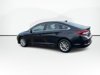 2018 Hyundai Sonata in Antigonish, Nova Scotia - 6 - w320h240px