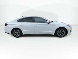 2022 Hyundai Sonata Preferred | Cam | HtdSeats | Warranty to 2027