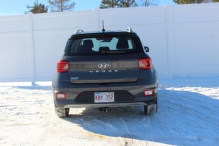 2023 Hyundai Venue Preferred | Cam | USB | HtdSeat | Warranty to 2028 in Saint John, New Brunswick - 6 - w320h240px