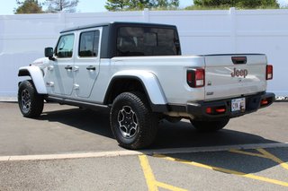 2022 Jeep Gladiator in Antigonish, Nova Scotia - 5 - w320h240px
