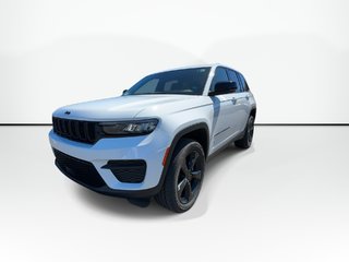 2025 Jeep GRAND CHEROKEE ALTITUDE | Roof | Lthr | Kyless | Warranty to 2030 in Saint John, New Brunswick - 4 - w320h240px