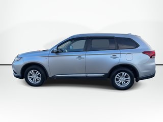 2020 Mitsubishi OUTLANDER SE | Roof | Cam | HtdSeats | Cruise | Aux | USB in Saint John, New Brunswick - 5 - w320h240px