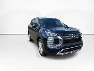 2024 Mitsubishi Outlander LE | Roof | Htd Sts | Keyless | Warranty to 2034 in Saint John, New Brunswick - 3 - w320h240px