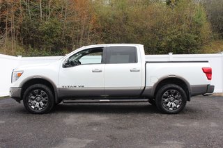 2018  Titan Platinum | Leather | Nav | Cam | USB | HtdWheel in Saint John, New Brunswick - 4 - w320h240px