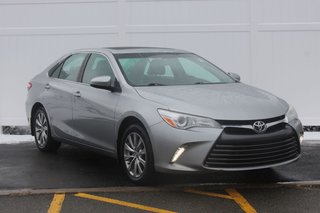 2017 Toyota Camry XLE | Leather | SunRoof | Cam | USB | Bluetooth