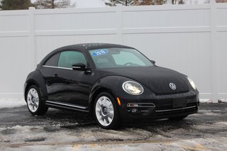 2019 Volkswagen Beetle Wolfsburg Edition | Cam | USB | HtdSeats | Keyless