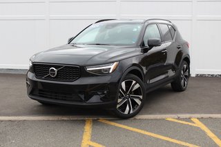 2025 Volvo XC40 Plus Dark Theme | Roof | Lthr | Warranty to 2030 in Saint John, New Brunswick - 3 - w320h240px